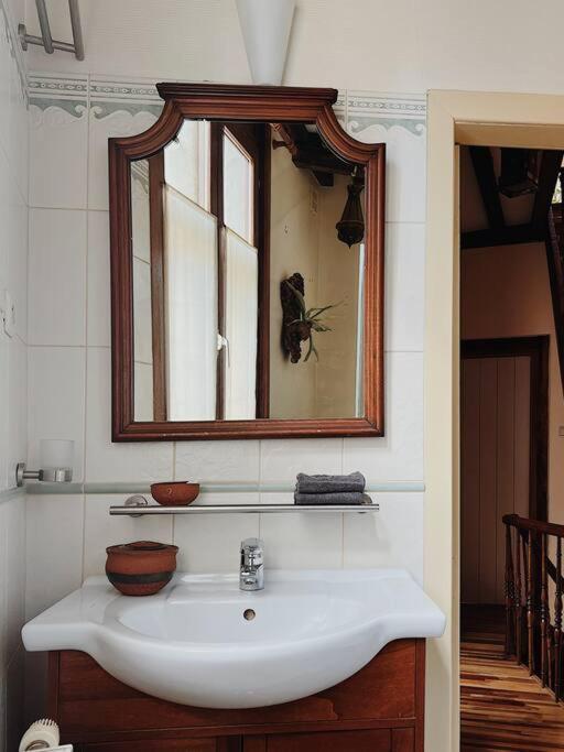 Romantic Unesco Medieval House In The Center Gand